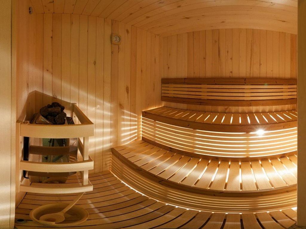 Zámecký Hotel Zlatý Orel Hranice  Zařízení fotografie